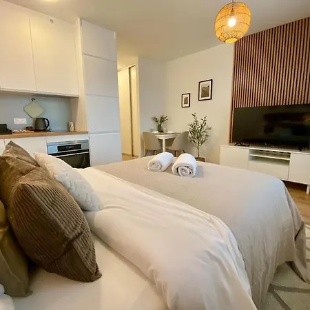 Nook I Skynest Apartmán *